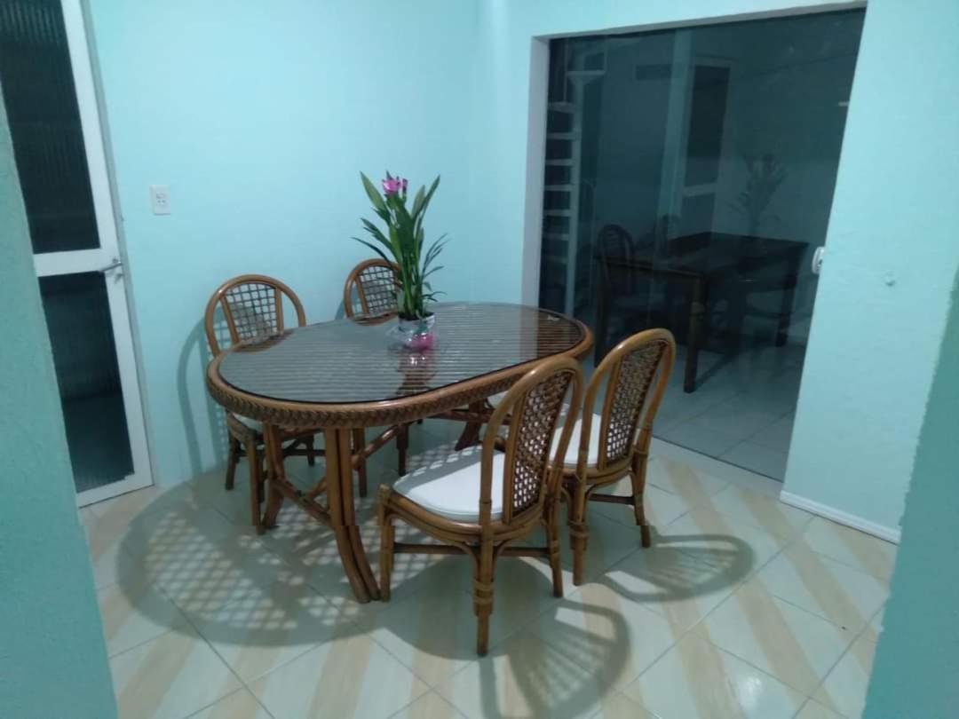Pousada Cafe Com Margarida 150 Metros Do Mar Rua Do Calcadao Da Central Balneário Camboriú Екстериор снимка