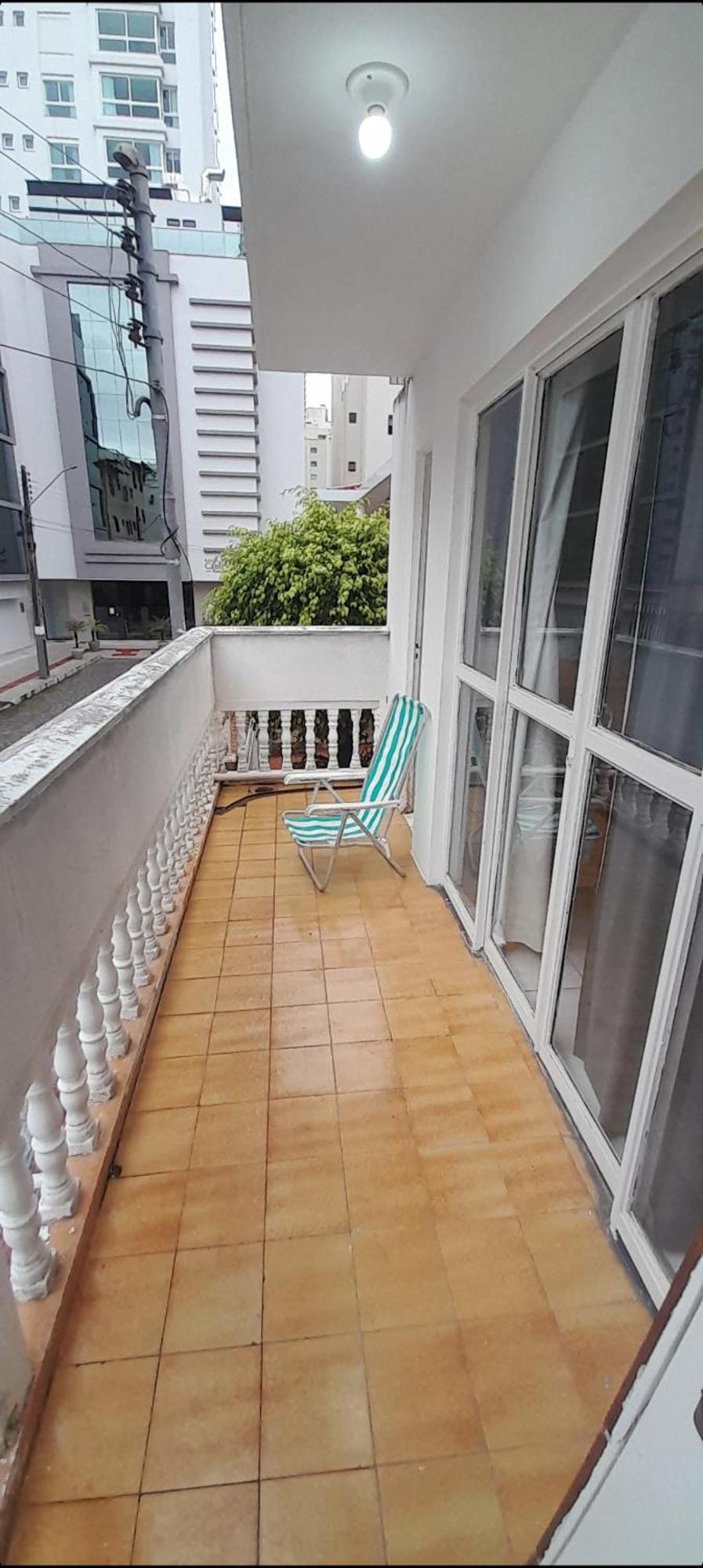 Pousada Cafe Com Margarida 150 Metros Do Mar Rua Do Calcadao Da Central Balneário Camboriú Екстериор снимка